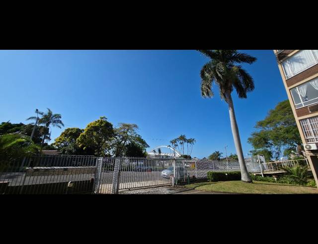 2 BEDROOM APARTMENT FOR SALE IN WINDERMERE
